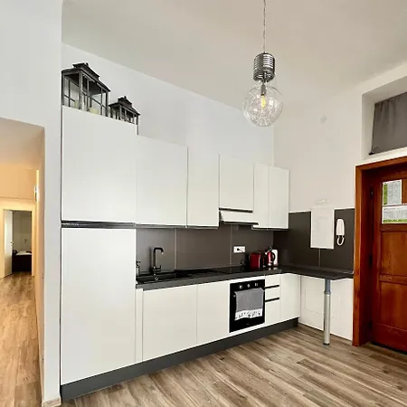 Apartment La - Puzzle House *