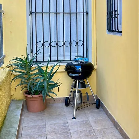 La - Puzzle House Apartment