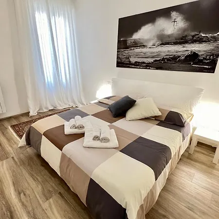 La - Puzzle House Apartment *
