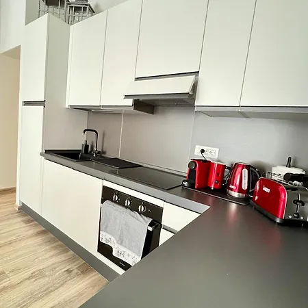 Apartment La - Puzzle House